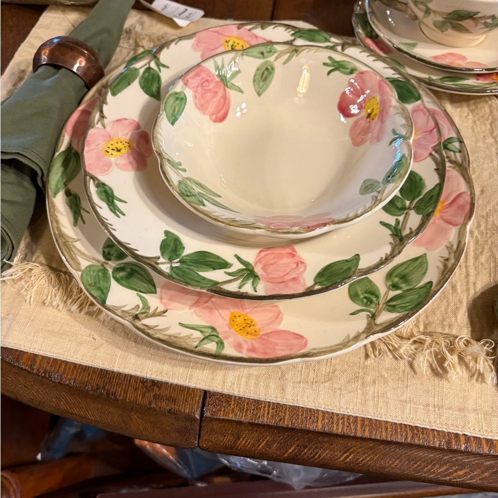 Floral Ceramic Dinnerware Set